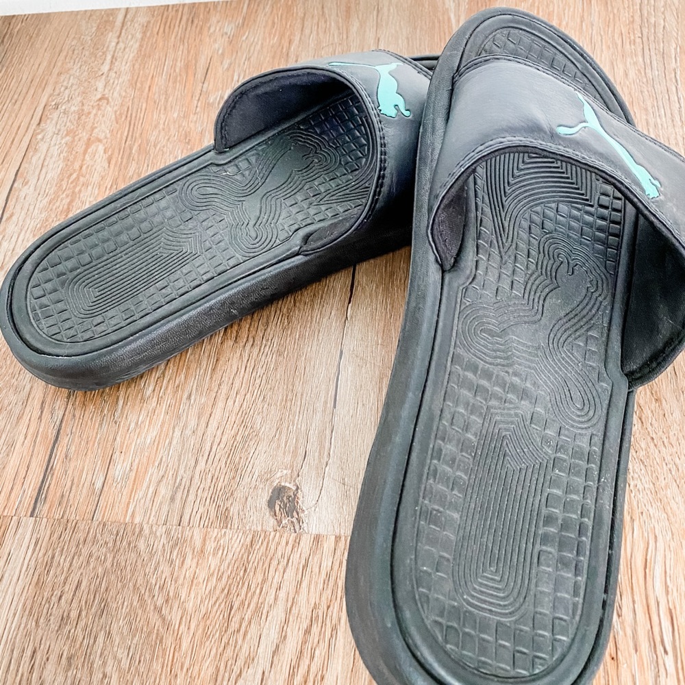 Slip ons